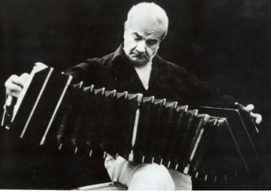 O músico argentino Astor Piazzolla