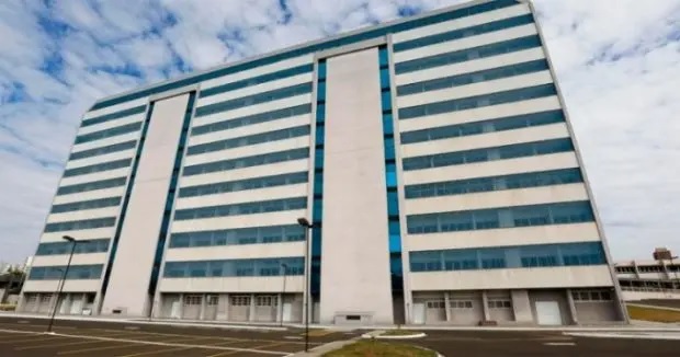 Fachada do HC de Bauru