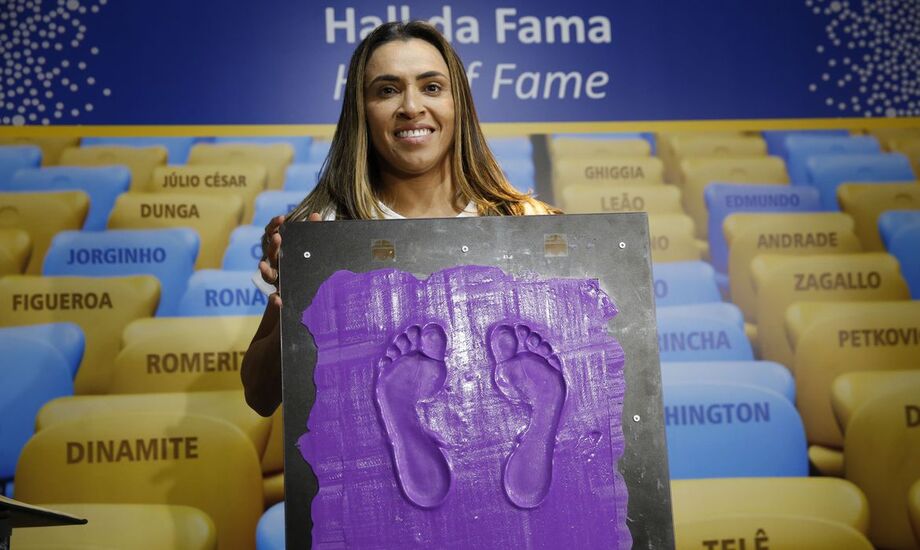 No dia 19, a jogadora de futebol Marta Vieira da Silva completa 35 anos