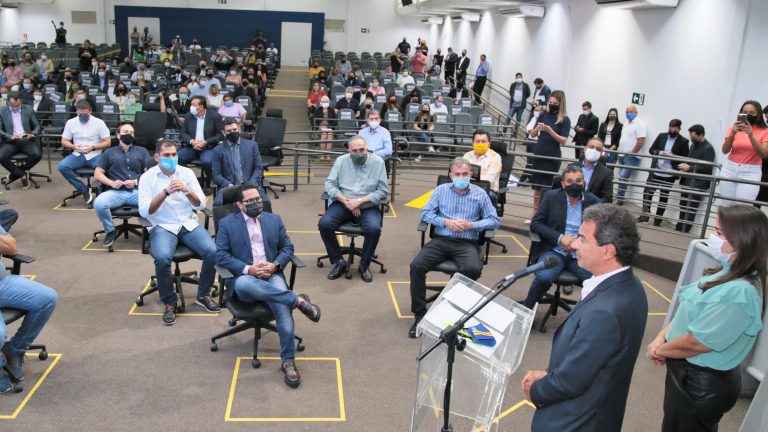 Prefeito e vice apresentam equipe de governo e detalhes do projeto Reviva Mais Campo Grande
