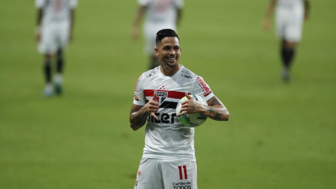 Luciano comemora pelo São Paulo