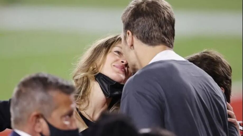 Brady e Gisele Bündchen comemoram título do Super Bowl