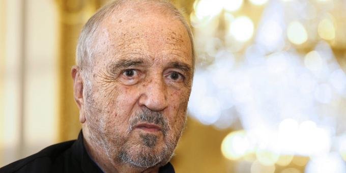O escritor e roteirista francês Jean-Claude Carrière