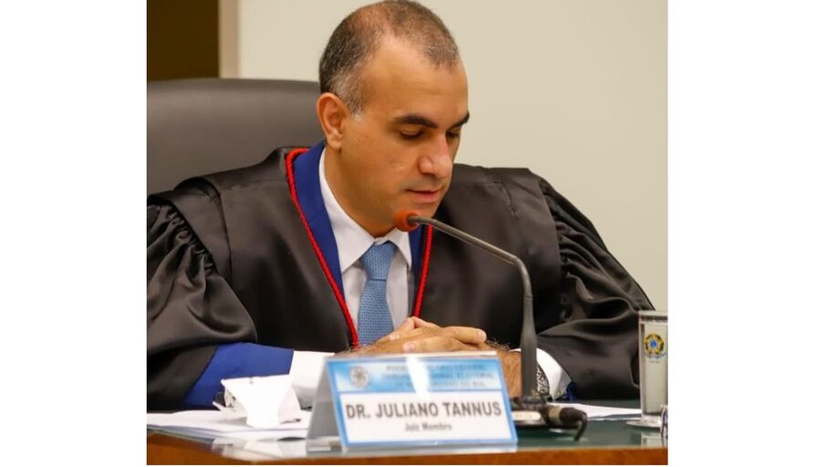 O advogado Juliano Tannus, membro efetivo da Justiça Eleitoral do Estado, tomou posse, nesta quarta-feira (10/02), como novo diretor da EJE-MS