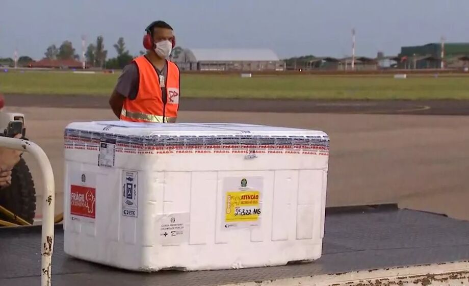 Novas doses de vacinas chegam em Campo Grande