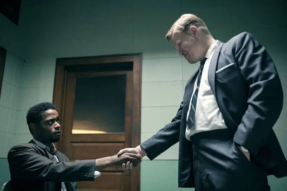 Lakeith Stanfield (E.) e Jesse Plemons em 'Judas e o Messias Negro'