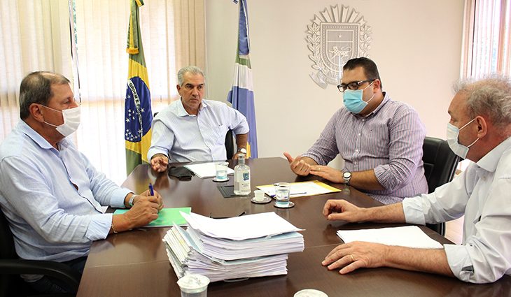 Prefeito de Dourados e o governador Reinaldo Azambuja