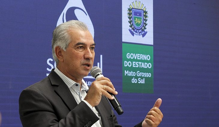 Durante entrevista coletiva à imprensa governador, Reinaldo Azambuja, falou sobre promessa de antecipação da universalização do tratamento de esgoto