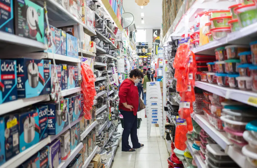 Além das medidas de incentivo, confiança do consumidor também vai ajudar na recuperação econômica em 2021