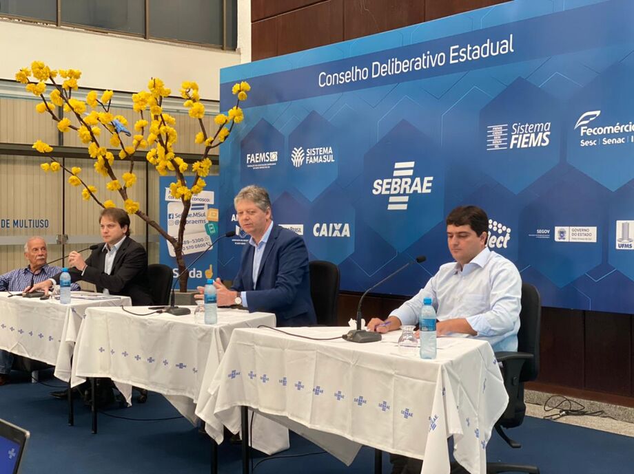 A coletiva aconteceu nesta manhã (1º)