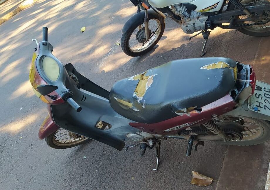 Diante da infração a Biz foi encaminhada ao pátio do Detran/MS