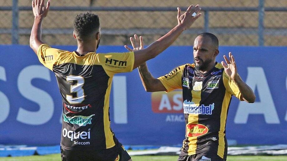 Novorizontino venceu o São Paulo por 2 a 1 em seus domínios
