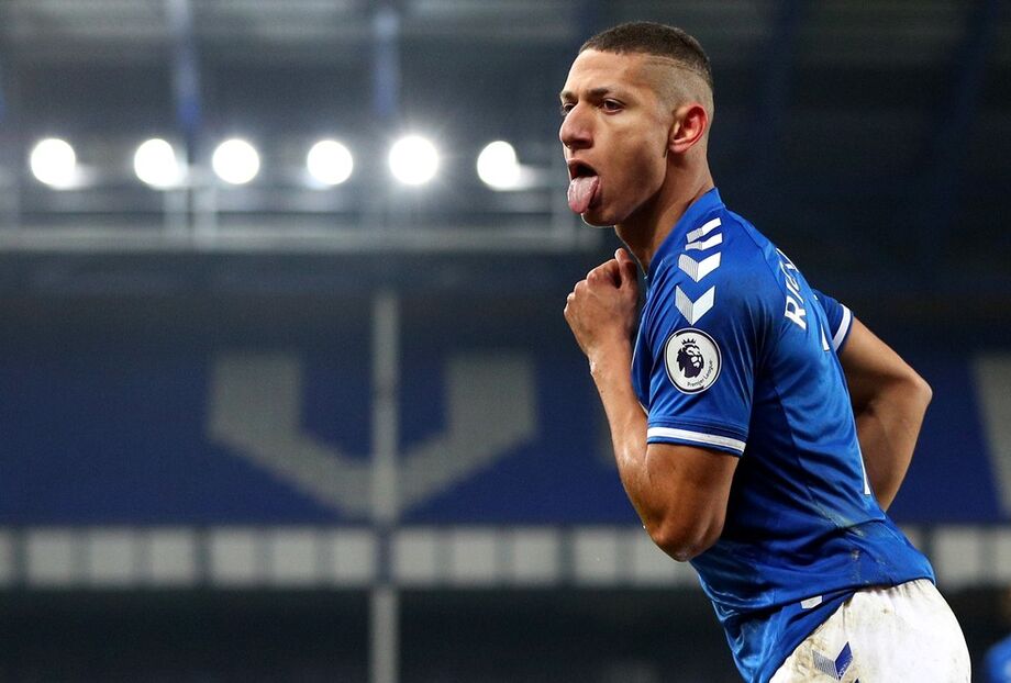 Richarlison comemora o gol da vitória do Everton contra o Southampton