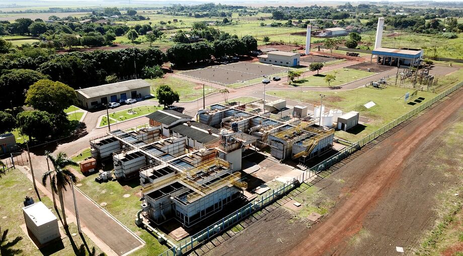 ETA e reservatórios em Dourados