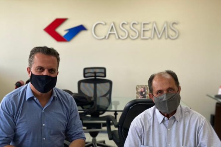 Deputado Zé Teixeira com o presidente da Cassems, Ricardo Ayache