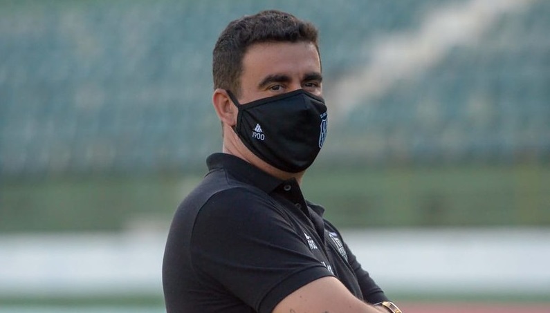 O técnico da Ponte Preta, Fábio Moreno