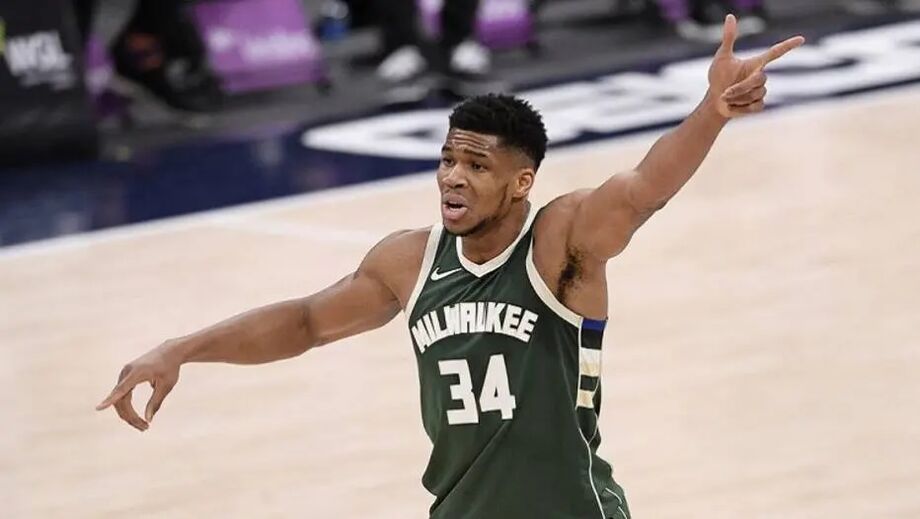 Antetokounmpo roubou a cena com 31 pontos, 15 rebotes e 10 assistências para comandar a vitória dos Bucks sobre o Washington Wizards