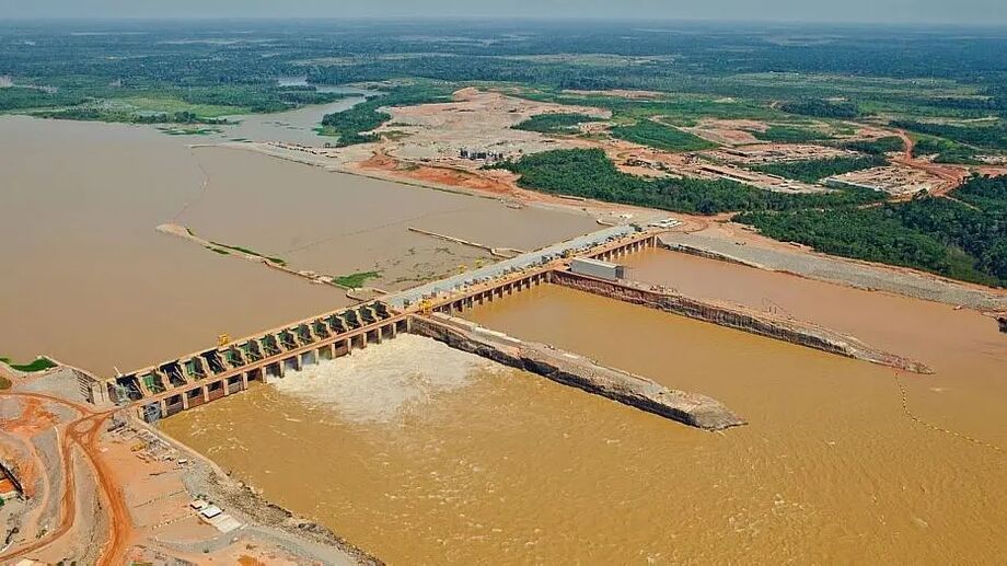 Para evitar parada total, Santo Antônio pede que governo autorize a ampliação do volume de água armazenado em seu reservatório