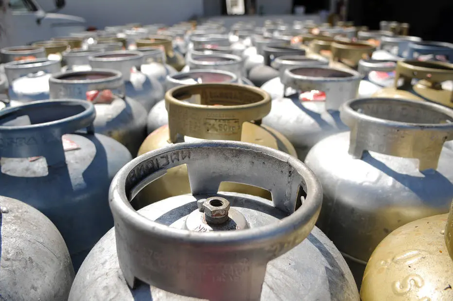 GLP sobe antes do ajuste da Petrobras e volta a custar até R$ 125 o botijão 13 kg