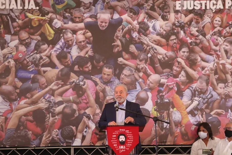O ex-presidente Lula (PT) em entrevista coletiva em São Bernardo do Campo.