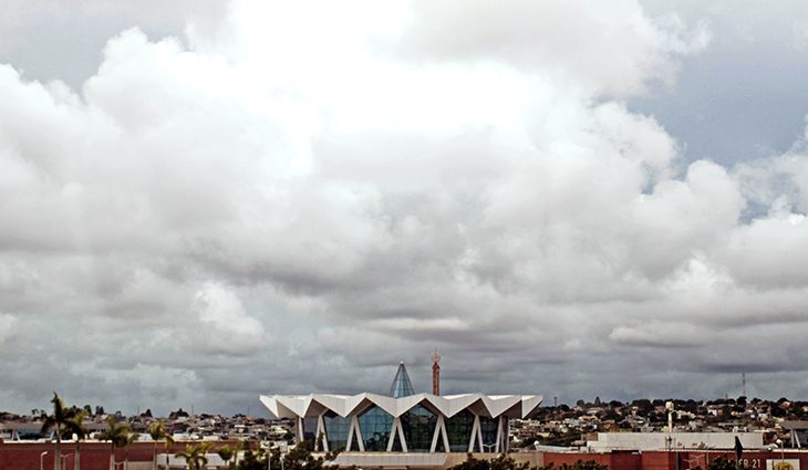O clima no mês de março em Mato Grosso do Sul será de chuva e temperaturas acima da média, de acordo com prognóstico emitido pelo centro de Monitoramento do Tempo e do Clima