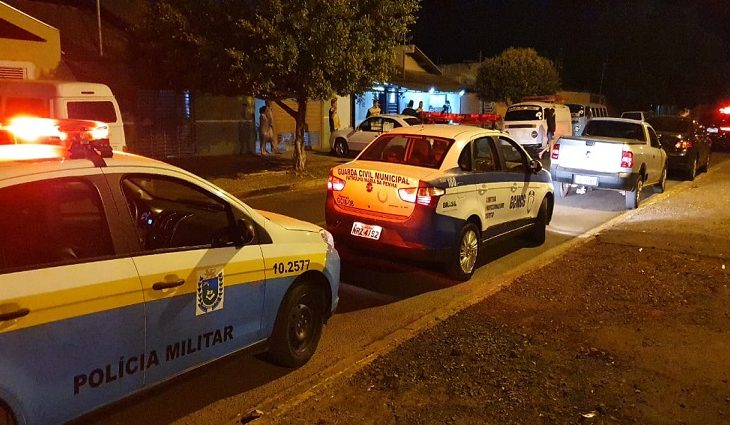 O objetivo desta ação junto com as forças de segurança e da Vigilância Sanitária Estadual, é frear as aglomerações clandestinas