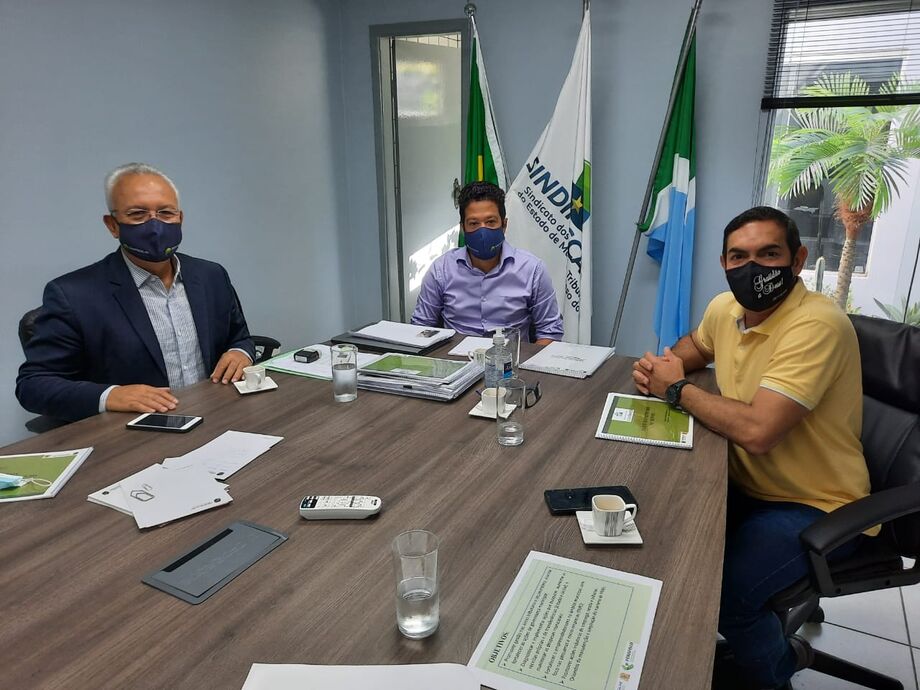 A reunião aconteceu ontem com o prefeito de Sonora, Dr. Fernando, presidente do Sindifiscal/MS, Francisco Carlos de Assis e o diretor de Relações Institucionais e Políticas, Clauber Aguia