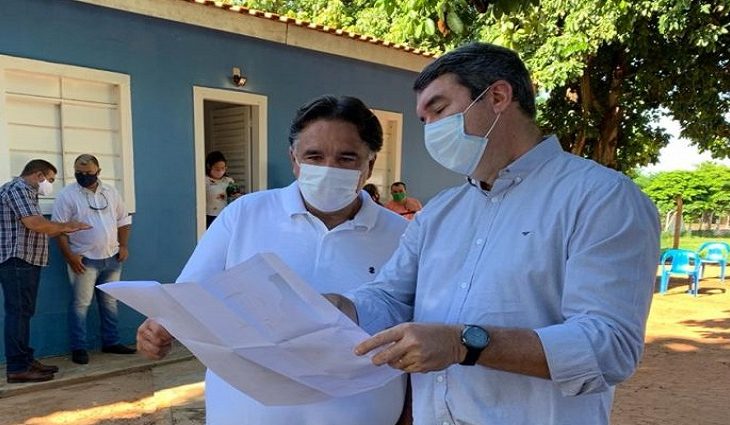 O secretário de Governo, Eduardo Riedel e prefeito de Rochedo, Francisco Júnior