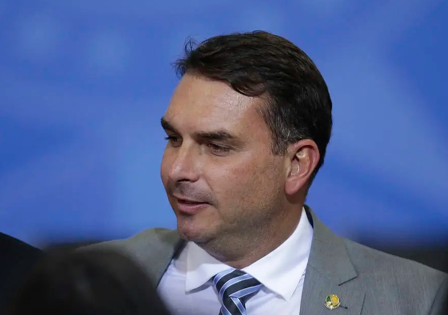 O senador Flavio Bolsonaro (sem partido)