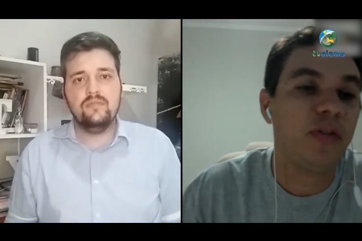 Erlandson Saraiva (à direita) é professor e pesquisador da UFMS