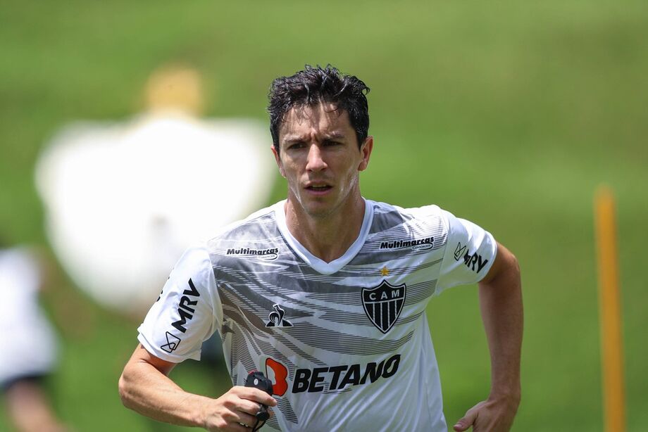 Nacho Fernández, meia do Atlético-MG.