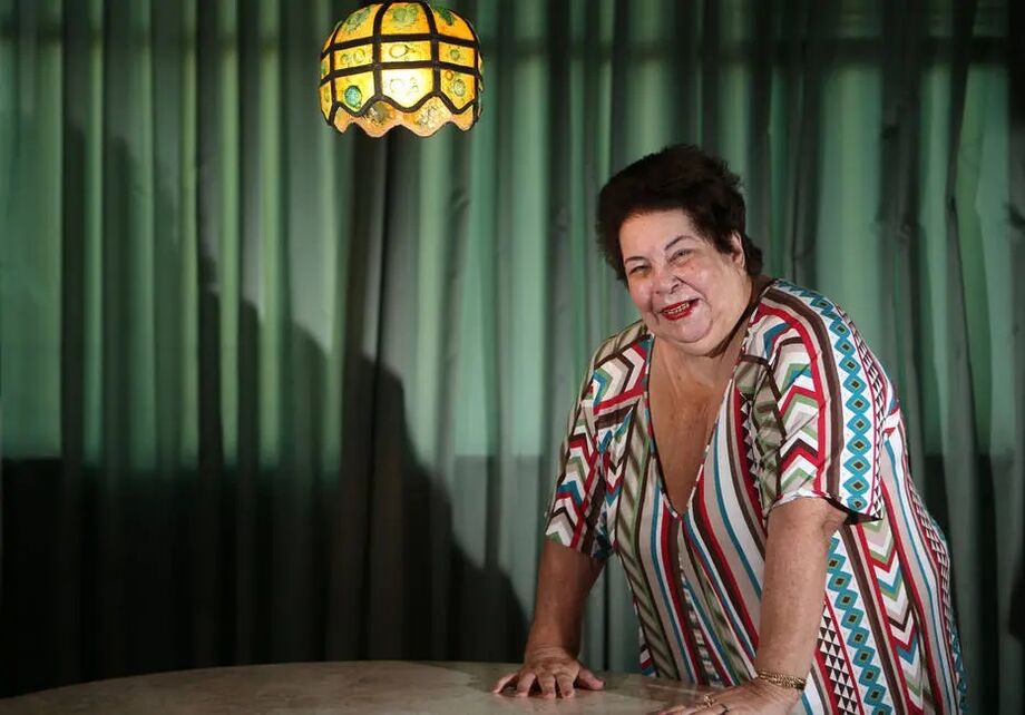 Nana Caymmi, em sua casa
