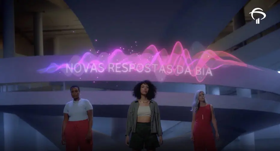 Campanha do Bradesco sobre novas respostas da Bia quer ajudar a combater a violência contra as mulheres.