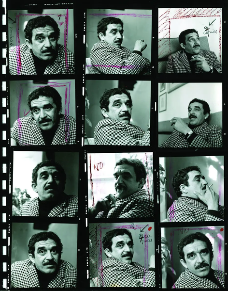 Contato com fotos do escritor colombiano Gabriel García Márquez para a divulgação do livro 'Cem Anos de Solidão', em 1966