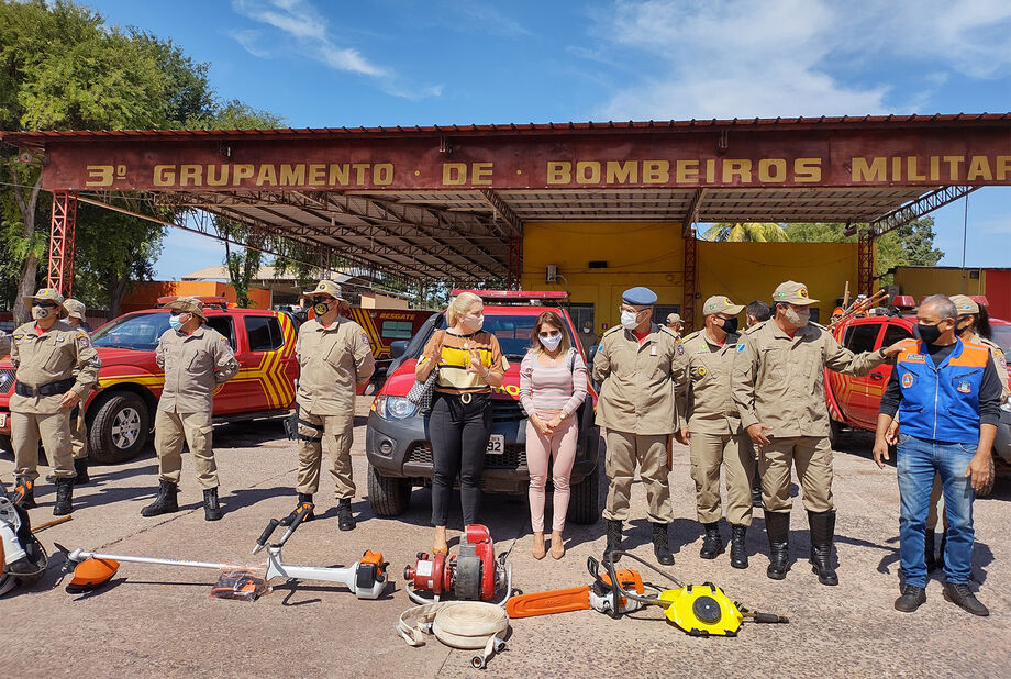 Lançamento do plano contou com a participação do Ministério Público Estadual, Polícia Ambiental e representantes da prefeitura
