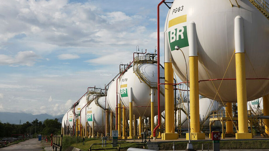 A venda de óleo combustível pela Petrobras subiu 52,8% no segundo trimestre deste ano