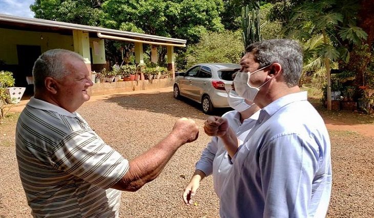 O secretário de Infraestrutura, Eduardo Riedel, viajou a Nioaque para, no aniversário da cidade