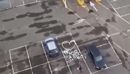 Pedido de casamento no estacionamento do hospital Santa Casa