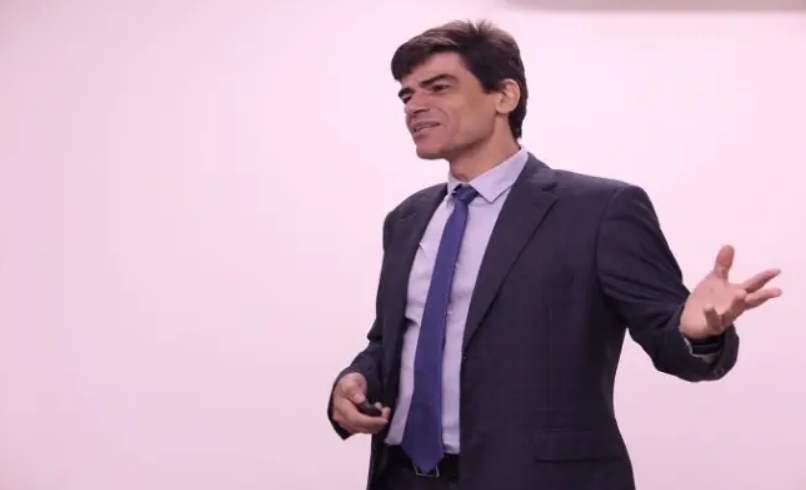 O delegado Alexandre Saraiva