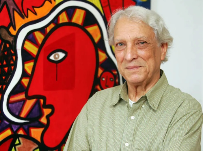 O escritor e psicanalista Luiz Alfredo García-Roza, morto em abril de 2020