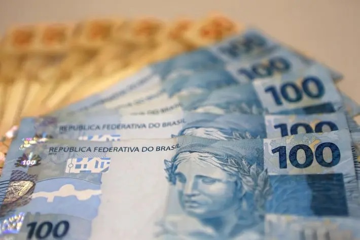 Juros longos sobem com cautela antes de Fed e curtos, com aceleração do IGP-M