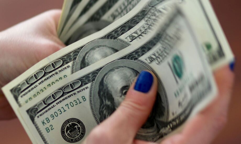 Dólar