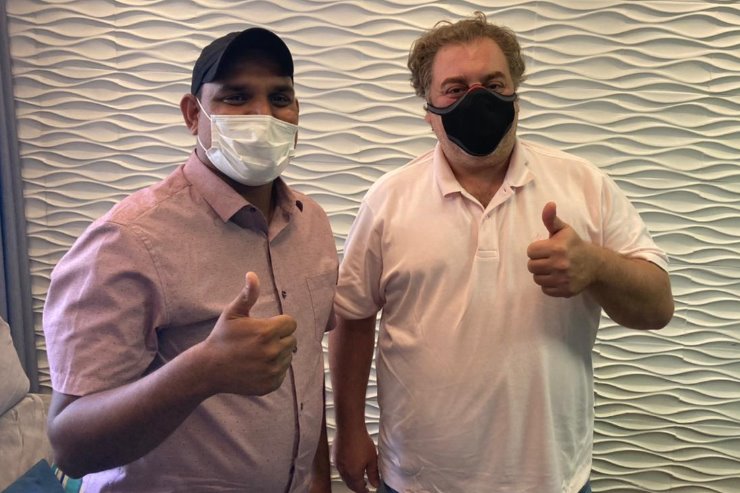 Deputado após a reunião com o vereador Ricardo (PTB)