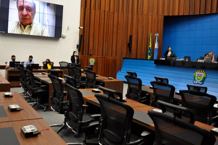 Deputado Zé Teixeira durante atuação parlamentar