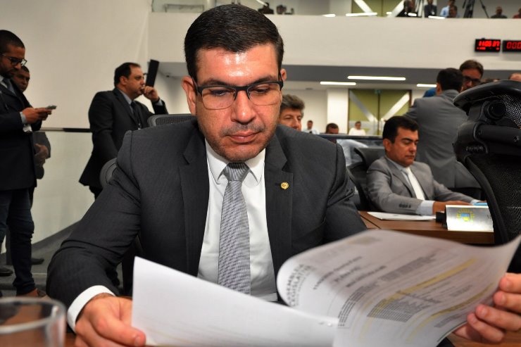 Matéria prevê desconto em ingressos aos portadores de Ceratocone