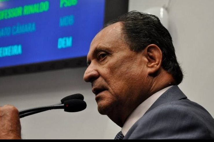 O deputado Zé Teixeira (DEM)