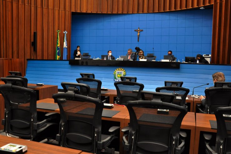 As sessão mistas acontecem nas terças, quartas, e quintas-feiras, a partir das 9h