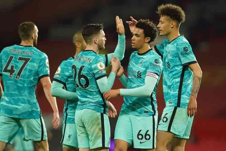 O elenco derrotou o Premier League por 4x2.