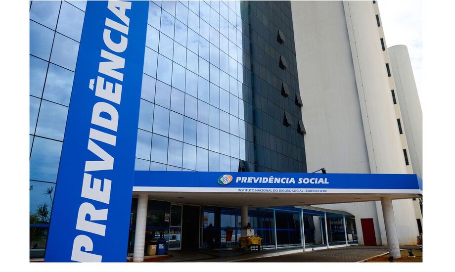 Instituto Nacional de Seguro Social (INSS)
