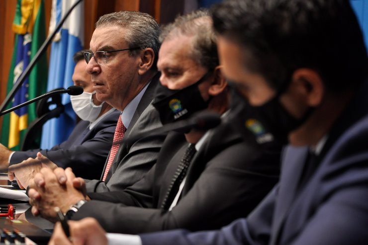 Sessões são virtuais e podem ser acompanhadas pelo Youtube ou Facebook da Casa de Leis